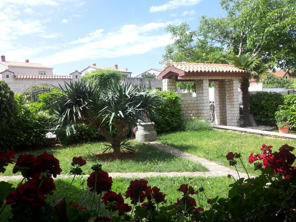 Bed & Breakfast Banjole Exterior photo