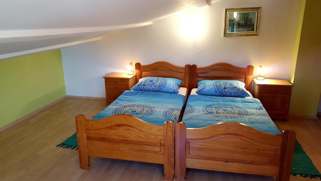Bed & Breakfast Banjole Exterior photo