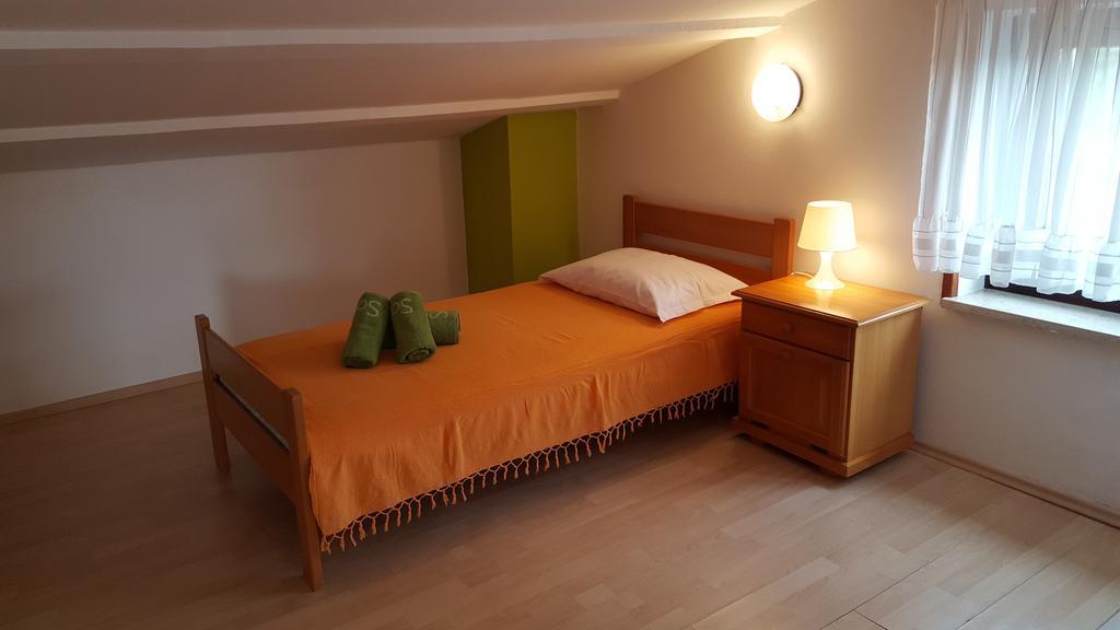 Bed & Breakfast Banjole Exterior photo