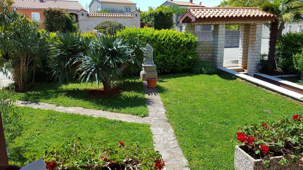 Bed & Breakfast Banjole Exterior photo