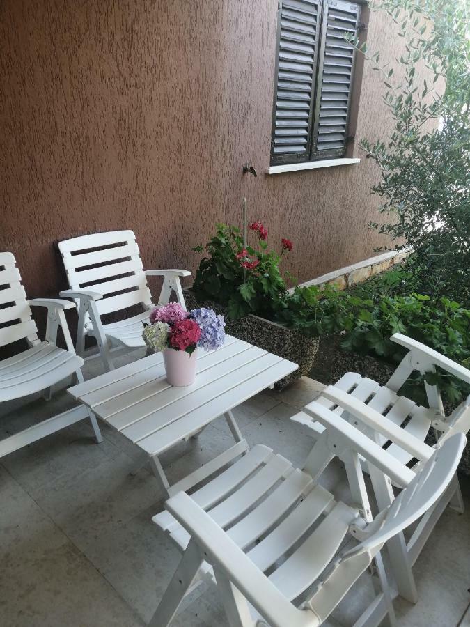 Bed & Breakfast Banjole Exterior photo